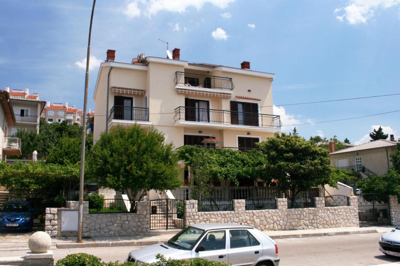 Apartments with a parking space Novi Vinodolski - 5593 Zewnętrze zdjęcie