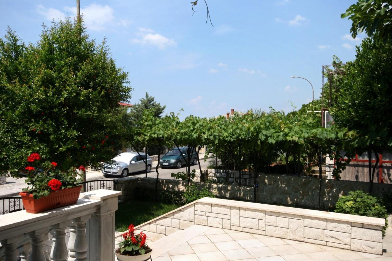 Apartments with a parking space Novi Vinodolski - 5593 Zewnętrze zdjęcie
