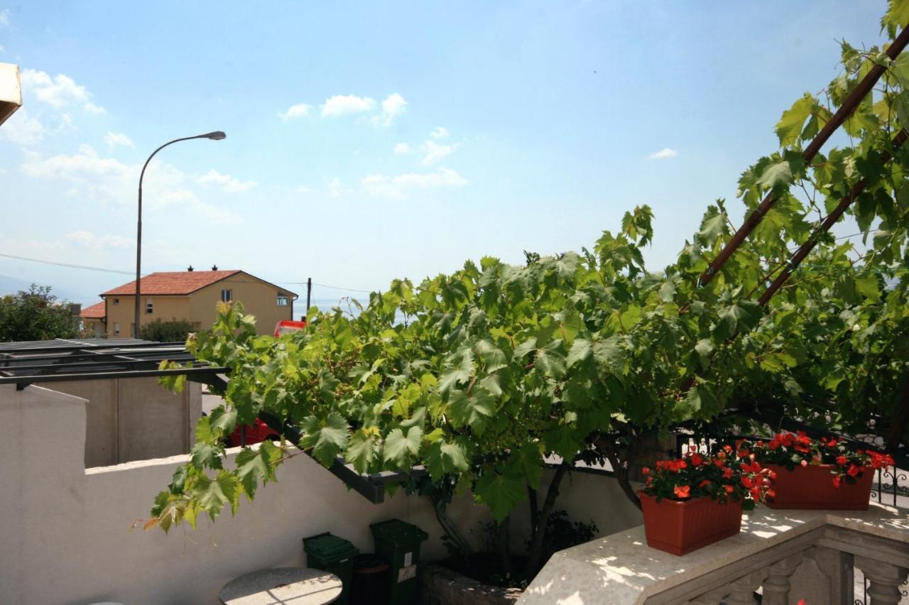 Apartments with a parking space Novi Vinodolski - 5593 Zewnętrze zdjęcie